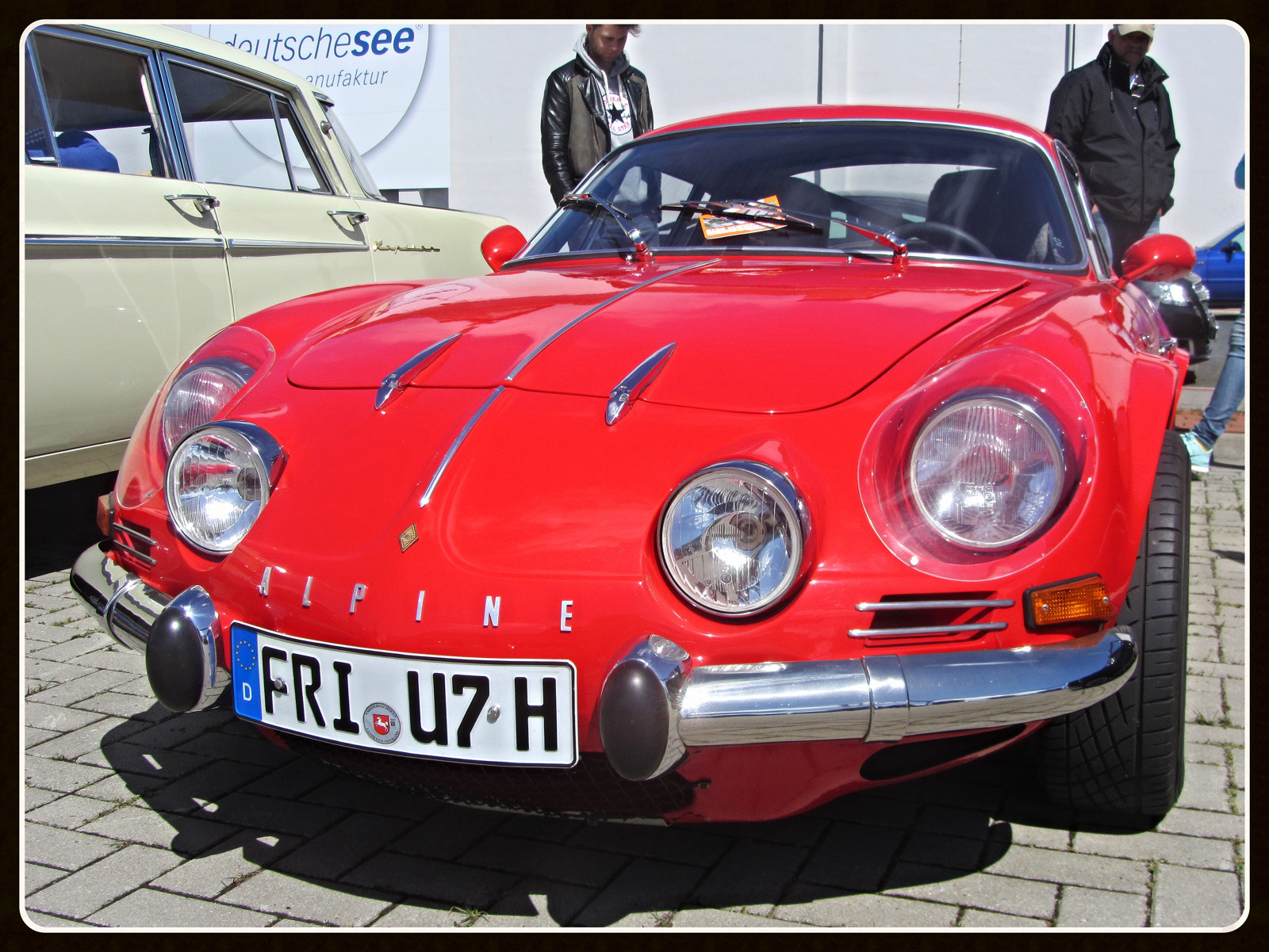 Auto, Kraftfahrzeug, Fahrzeug, Automobil-Design, Sportwagen, Klassisches Auto, Alpine a110, Antikes Auto, Leistungsauto, klassisch, Oldtimer, Kompaktwagen, Coupe