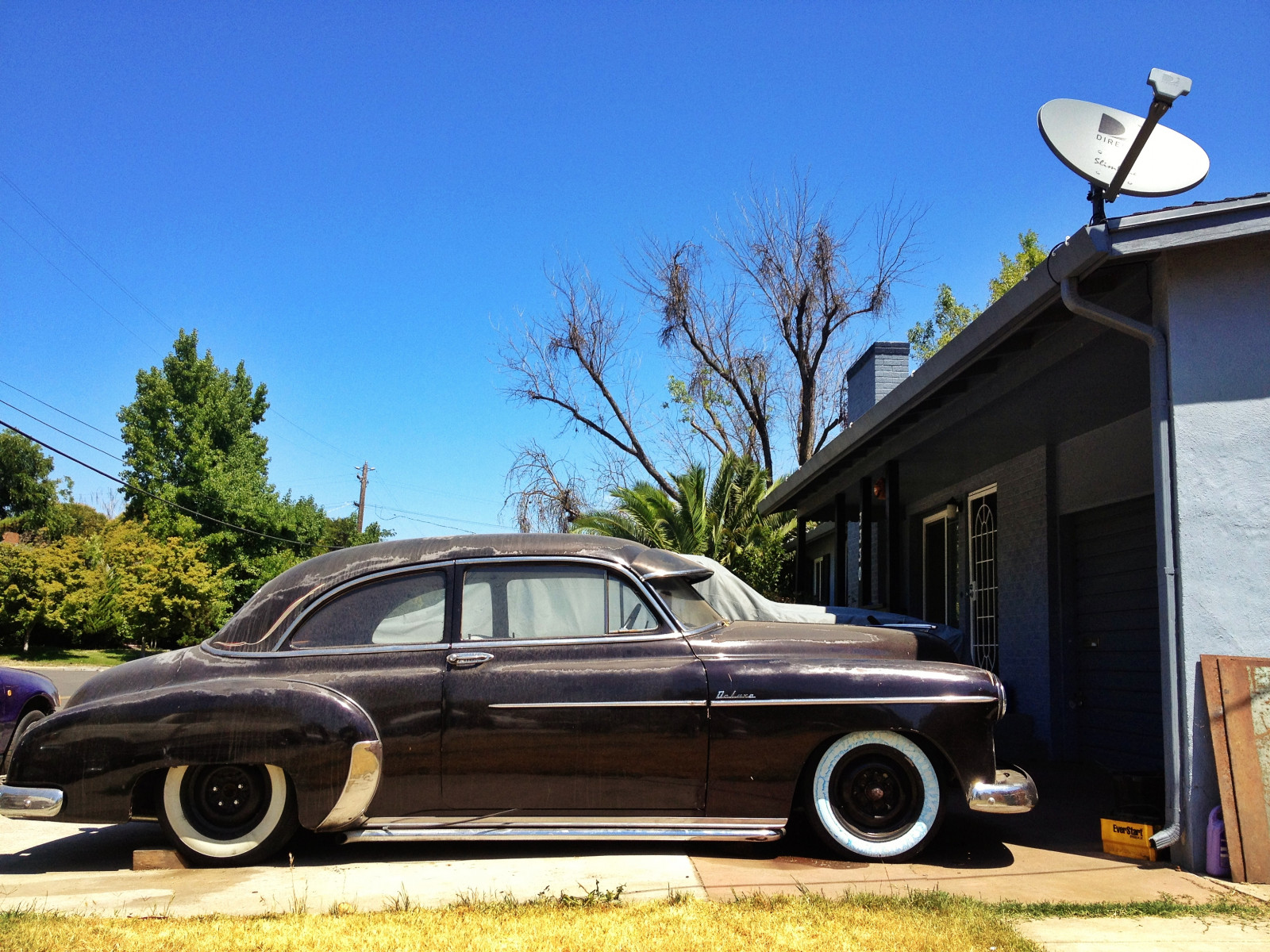 sort, gade, bil, årgang, Vintage bil, satellit, klassisk bil, kvarter, Chevrolet, hotwheels, Chevy, brugerdefinerede bil, hotrod, indkørsel, udsigt, skønhed, auto, klassisk, naturskøn, parkeret, fad, bildesign, automotive exterior, kofanger, kompakt bil, motor køretøj, deluxe, Belair, Stockton, fuld størrelse bil