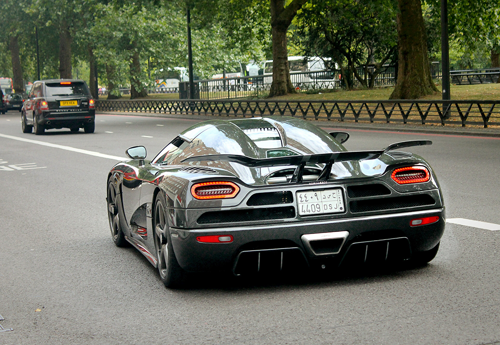 Londýn, auto, vozidlo, fotografování, Supercars, Švédsko, sportovní auto, Koenigsegg, 2015, Aston Martin DBS, McLaren F1, Koenigsegg CCX, výkon auta, Hypercar, Koenigsegg CCR, R, fotografie, cars, Agera, auto, špinění, superauto, Arab, obrázek, auta, umýt, worldcars, automotive, puntíkovaný, pozorovatel, Colin, colincarsspotted, colinpoudroux, poudroux, bod, Knightsbridge, Mayfair, uhlík, arabcars, nóbl, Parklane, Trafic, pozemní vozidla, automobilového designu, automobil make, závoďák