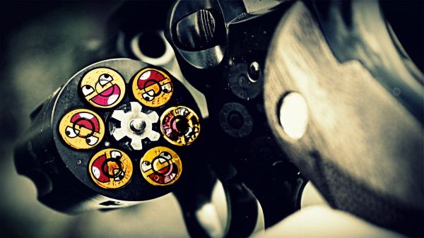 blue,awesome face,black,photography,revolver,light