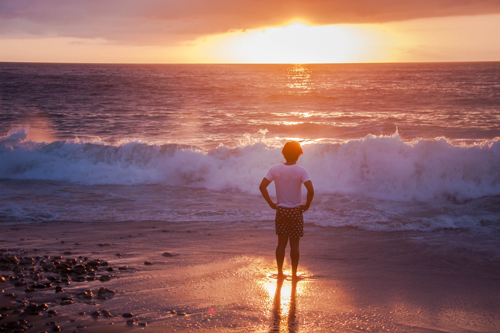 moře, vlna, oceán, tělo z vody, slunce, nebe, horizont, svítání, pobřeží, západ slunce, voda, pláž, ráno, dovolená, mořská vlna, večer, slunečnímu záření, pobřeží, uklidnit, letní, zábava, mrak, odlesk, písek, svítání, slapy