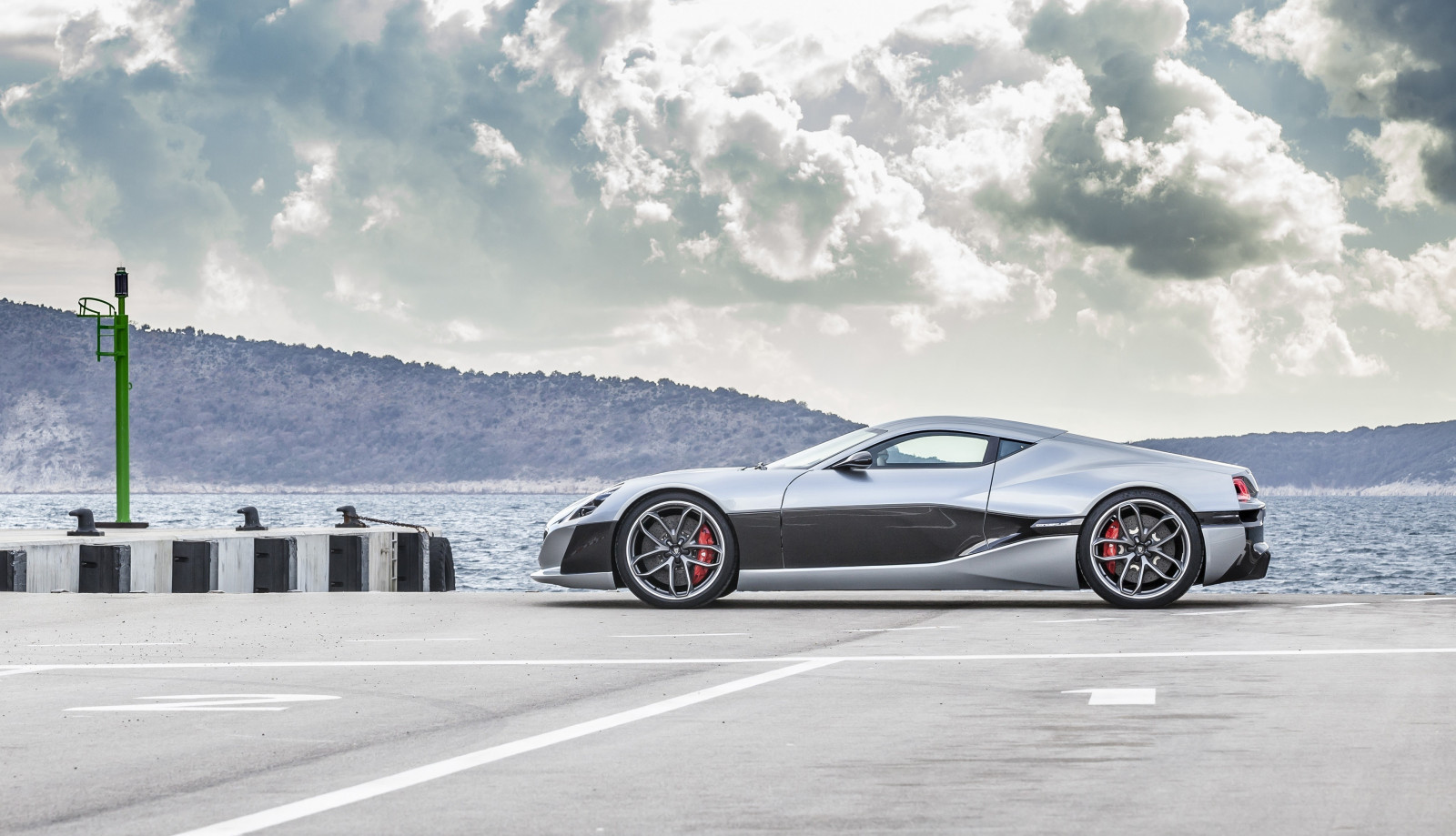 auto, vozidlo, Porsche, sportovní auto, stříbrné vozy, výkon auta, Rimac, koncept jeden, kolo, superauto, pozemní vozidla, automobilového designu, automobil make, luxusní vůz, závodiště, 4096x2354 px