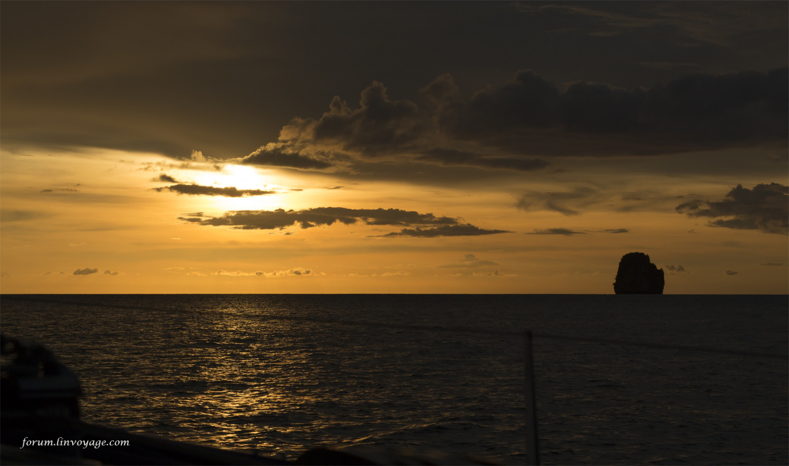 slunečnímu záření, západ slunce, moře, záliv, voda, Skála, pobřeží, odraz, pláž, svítání, večer, ráno, pobřeží, slunce, horizont, ostrov, soumrak, jachta, Thajsko, mrak, svítání, oceán, vlna, phuketian, phuketphotographernet, forumlinvoyagecom, httpforumlinvoyagecom, odlesk, mořská vlna