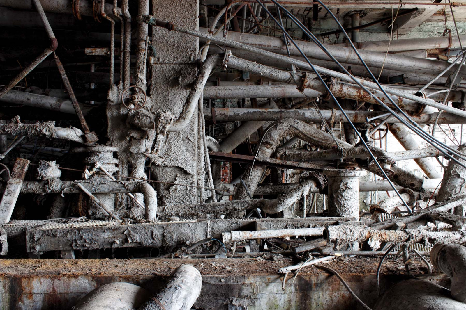 Wallpaper ruin, abandoned, rust, metal, paper, mill, decay, York