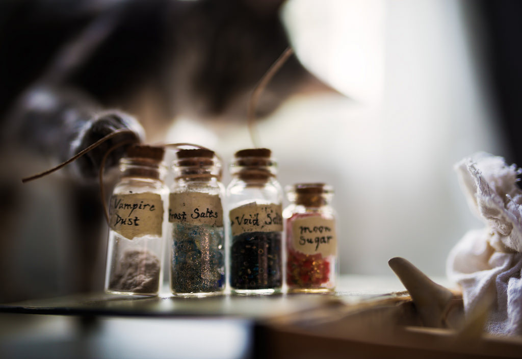 Wallpaper : glass bottle, flavor, drink 1024x704 - - 893300 - HD