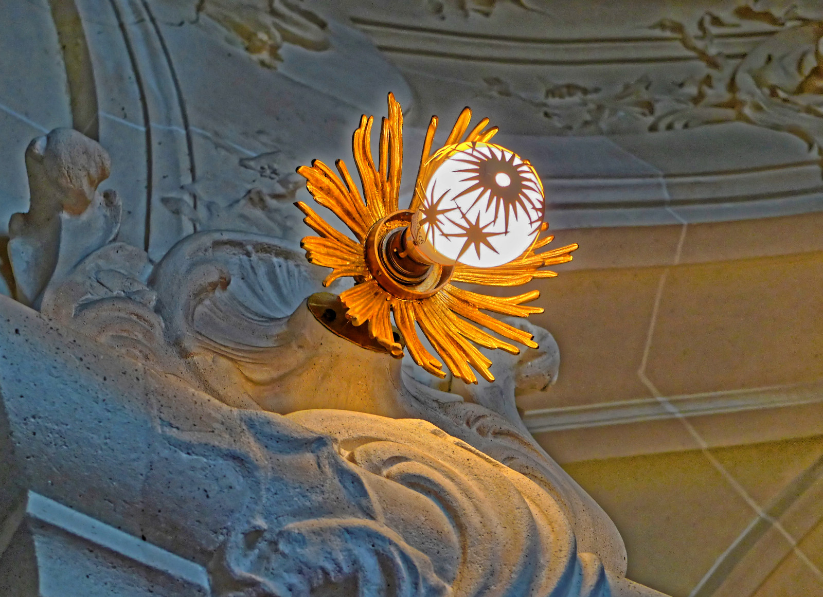 Cestovní ruch, žlutý, svítilna, HDR, Evropa, zlato, Belgie, Brusel, UMĚNÍ, květ, flóra, hvězda, design, nebo, tourisme, touristique, lampa, řezba, belgie, Belgique, Bruxelles, DXO, Brussel, pascalfranche, pfranche, turistické, groteskní, antiquit, Artdeco, Etoile, LX3, ampule, Dore, D korationint rieure, Pavillonchinois, Chinehouse