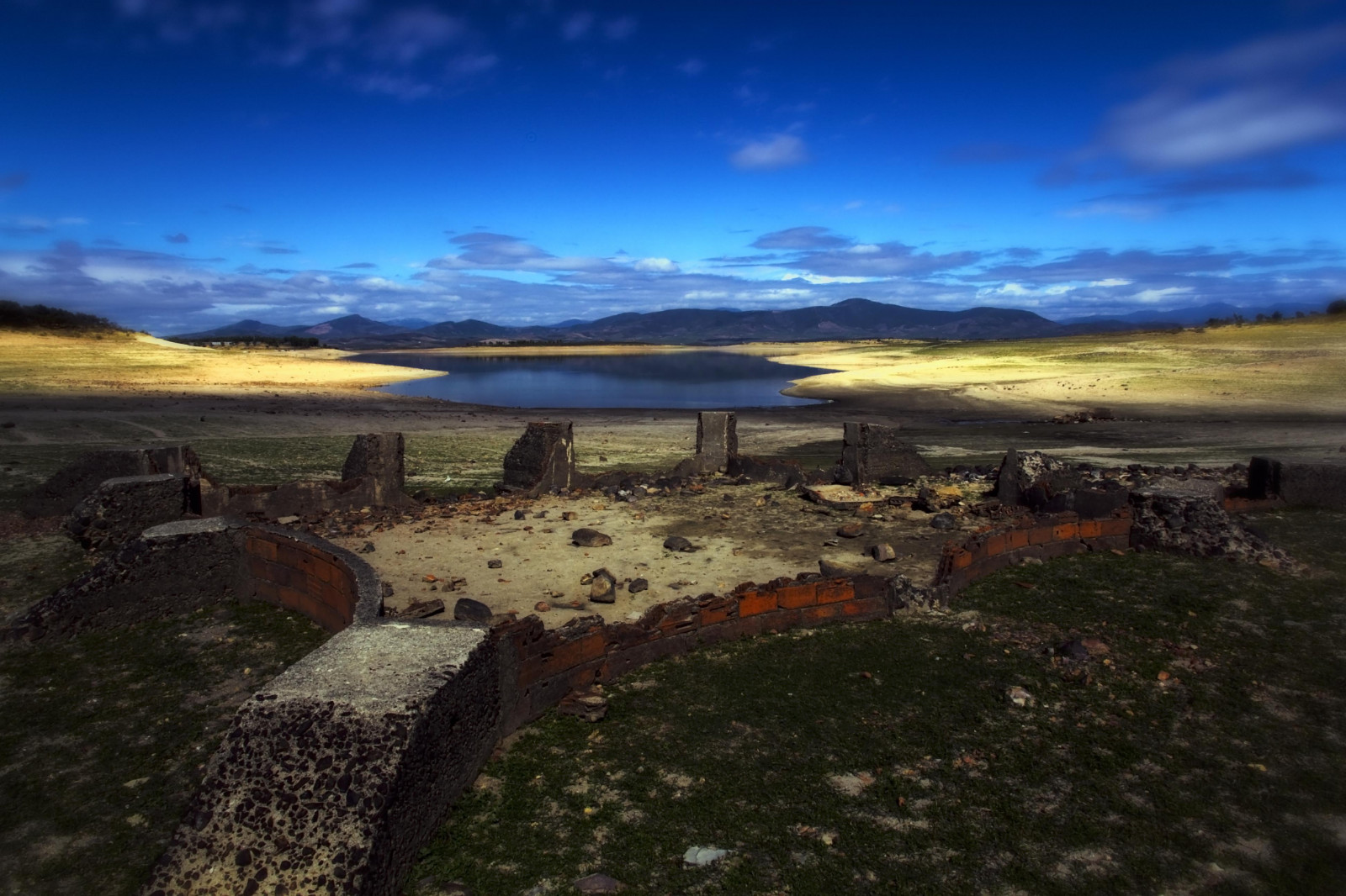 krajina, Photoshop, kopec, Příroda, tráva, nebe, fotografování, pobřeží, fotograf, horizont, tundra, step, mrak, svítání, přírodní, blinkagain, fotografie, naturaleza, paisaje, lago, contraluz, agua, prostý, foto, fotografia, Fotografo, krajiny, ringexcellence, hezký snímek, vysočina, Paisajes, jezero, ruinas, Extremadura, meteorologický jev, Caceres, ekoregion, Vetonia, eduardoestellez, estellez, práce, Pantano, vegetacion, Eduardocagney, Zarzadegranadilla, Valledelambroz, Enestaruinaentralaclaridad
