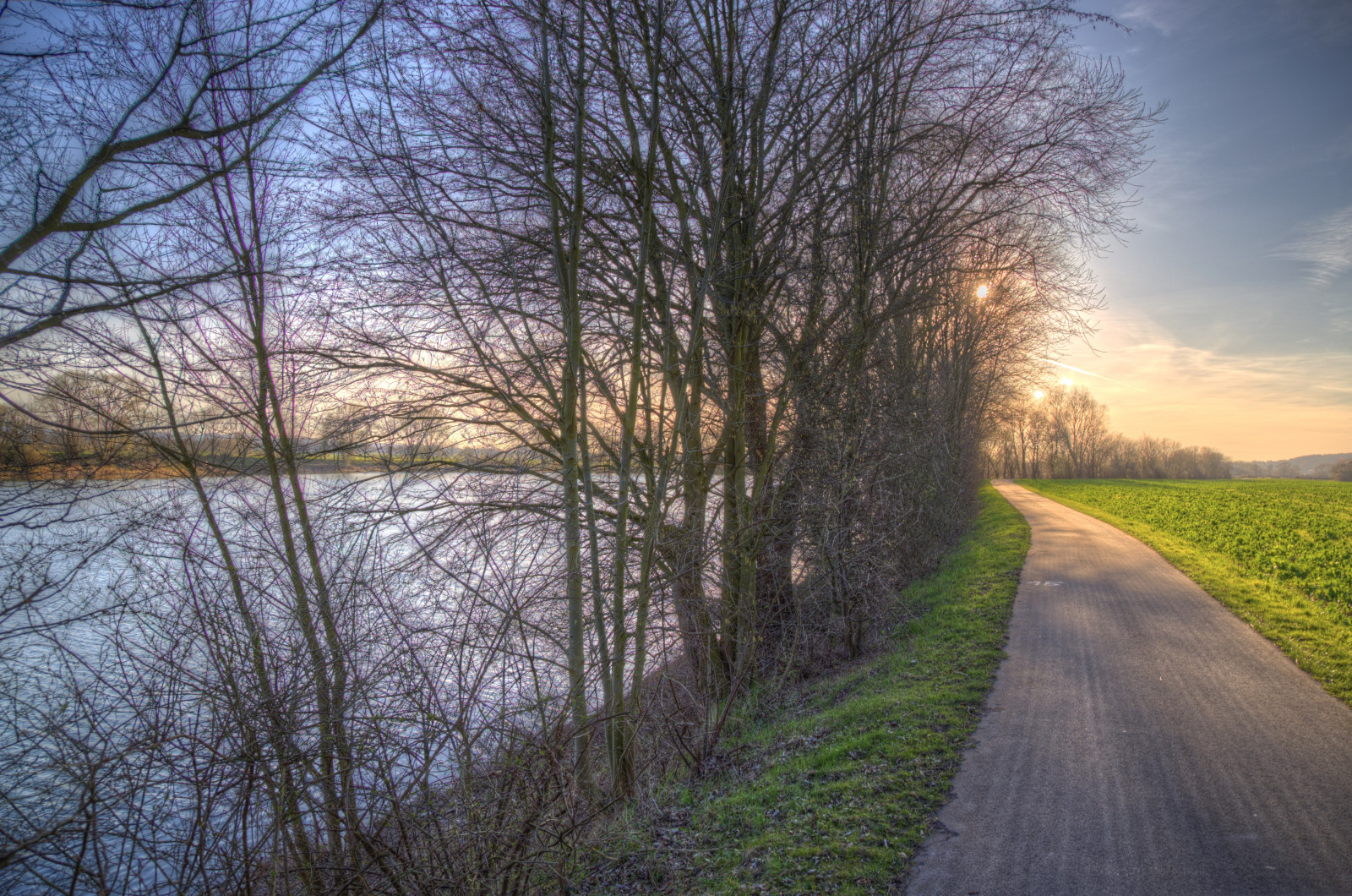 Sonnenlicht, Landschaft, Wald, Sonnenuntergang, Hügel, Wasser, Natur, Gras, Himmel, Feld, Straße, Wolken, Abend, Morgen, Deutschland, Fluss, Kanon, HDR, Mars, glücklich, Frühling, Paysage, 2017, schön, Baum, Herbst, 24105, Blatt, Landschaft, Pflanze, Jahreszeit, Himmel, Landschaft, Tyskland, Deutschland, Farben, Ciel, Nuages, interessant, genial, schön, März, Eos, perfekt, Sonnenuntergang, Wasser, Wolken, komplett, Allemagne, Photomatix, unglaublich, M rz, Coucherdesoleil, wird bearbeitet, Handheld, Nrw, Printemps, Weser, Westfalen, Ostwestfalen, Portalestfalica, Lente, Minden, Mart, Riviere, ländliches Gebiet, Lebensraum, natürlichen Umgebung, Atmosphärisches Phänomen, Holzige Pflanze, Grasfamilie, Christiankortum, Eos6d, Mächtig, Duitsland, Flus, Fruhling, Kaiserwilhelmdenkmal