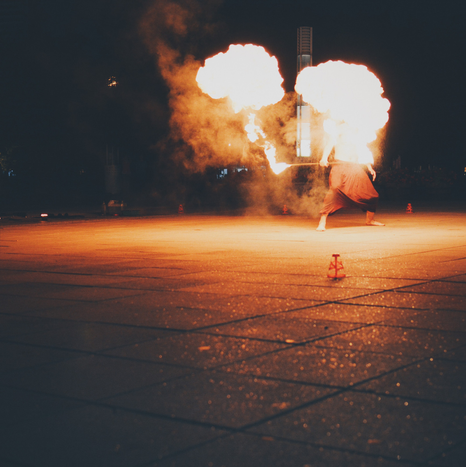 พระอาทิตย์ตก, กลางคืน, ไฟ, การระเบิด, บรรยากาศของโลก, กองไฟ