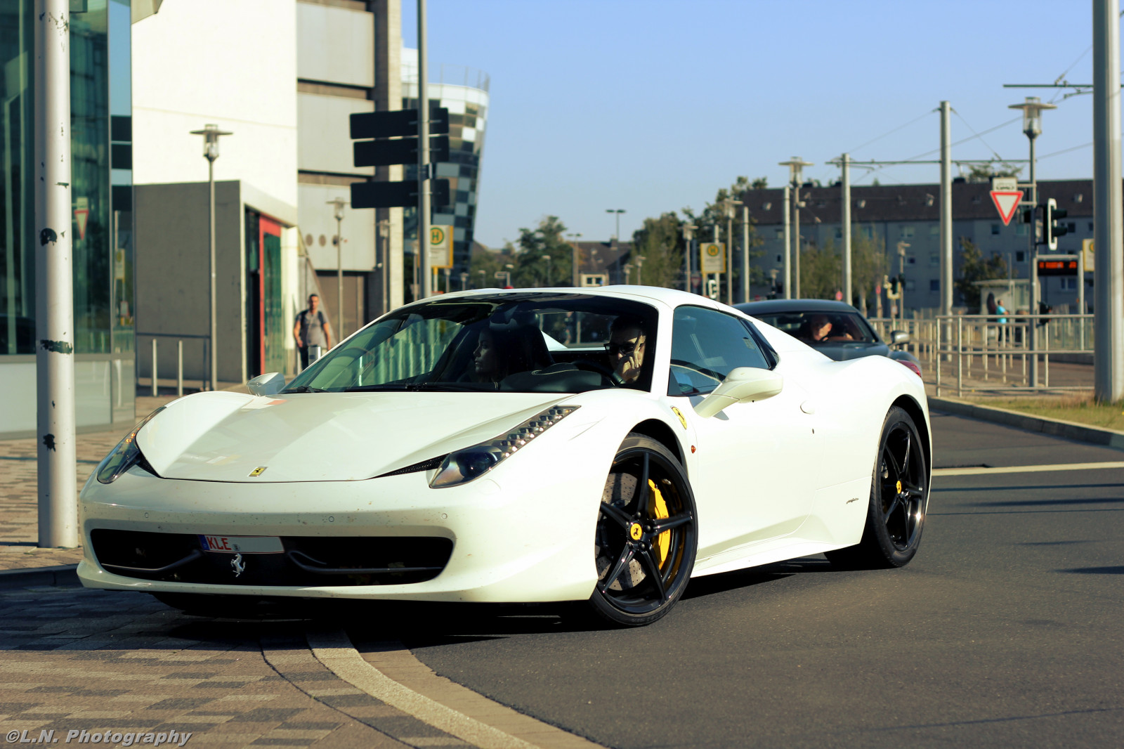 strada, nuovo, città, leggero, rosso, casa, costruzione, marcire, automobili, finestra, auto, ruota, Canone, Germania, emblema, deutschland, fotografia, eos, 50 millimetri, luci, simpatico, automobile, guida, energia, traffico, Spiegel, parcheggio, ruote, settore automobilistico, Ferrari, visualizzazioni, NRW, popolare, dusseldorf, soe, efs, supercar, awd, Fwd, scarico, auto sportiva, spoiler, sportive, cavalli, speciale, nuovo di zecca, supercar, Facebook, Hoya, 135 millimetri, automobil, reifen, RWD, 458, Felge, Felgen, polarizzazione, Pferdest rken, 18,135 mila millimetri, Hypercar, 60d, worldcar, worldcars, superauto, Pferdest rke, 18MP, EOS60D, 458speciale, 98photography