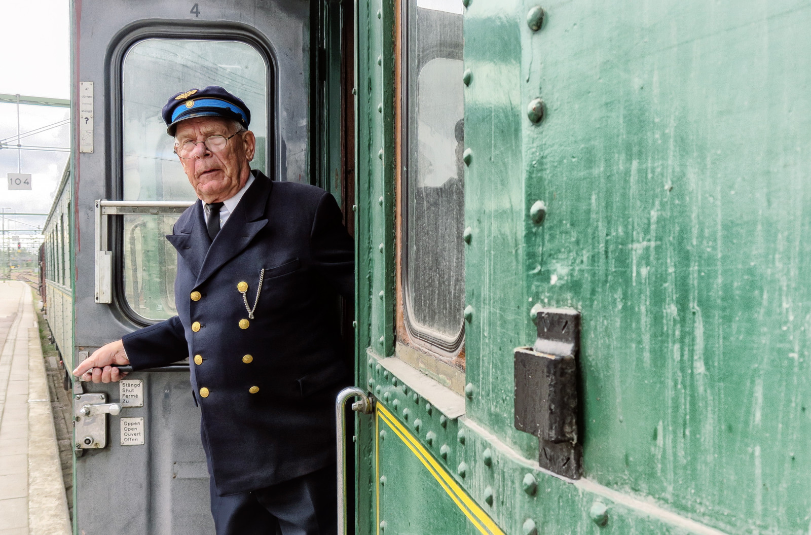 železnice, Švédsko, švédský, bezpečnostní, parní, vlaky, dirigent, oficiální, profese, vojenský důstojník, vojenské osoby, g VLE, Železniční muzeum, Canonpowershotg5x