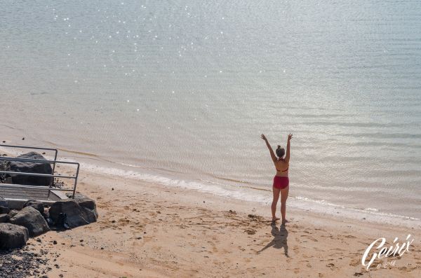 sea,red,coast,shore,sand,beach