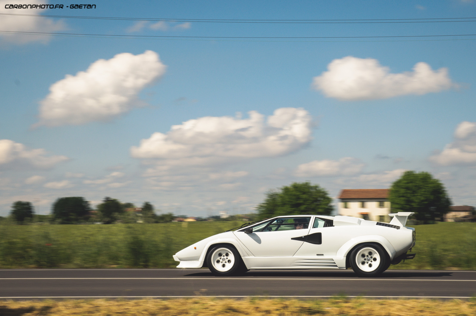 Itálie, auto, nebe, vozidlo, Lamborghini, luxus, sportovní auto, legenda, továrna, asfalt, výkon auta, Hypercar, Býk, exotický, Countach, skvělý, Italia, kolo, Rychlost, auto, superauto, rychle, neuvěřitelný, coche, worldcars, automotive, počítač tapeta, automobilového designu, automobilový exteriér, závodní auto, luxusní vůz, kompaktní vůz, motorové vozidlo, druh dopravy, road trip, střední velikost auta, carbonphoto, legendární, bolognese, Sant'Agata, automotive wheel system