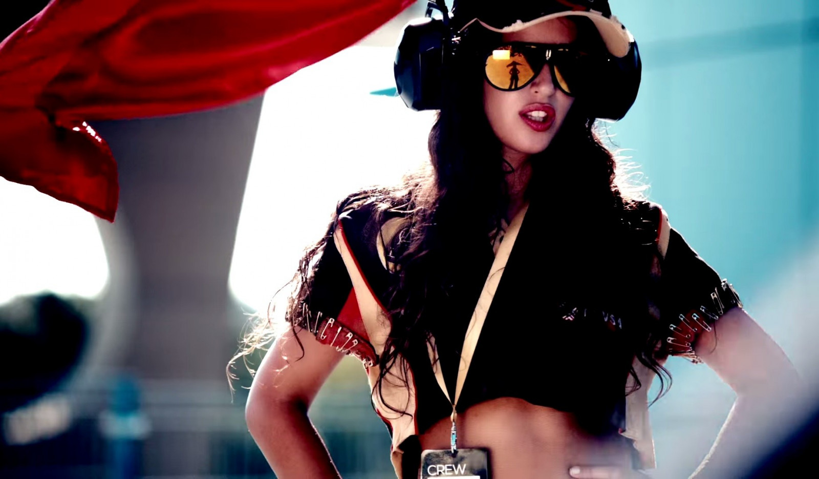 model, brýle, móda, zpěv, David Guetta, krása, dáma, představení, kostým, noční klub