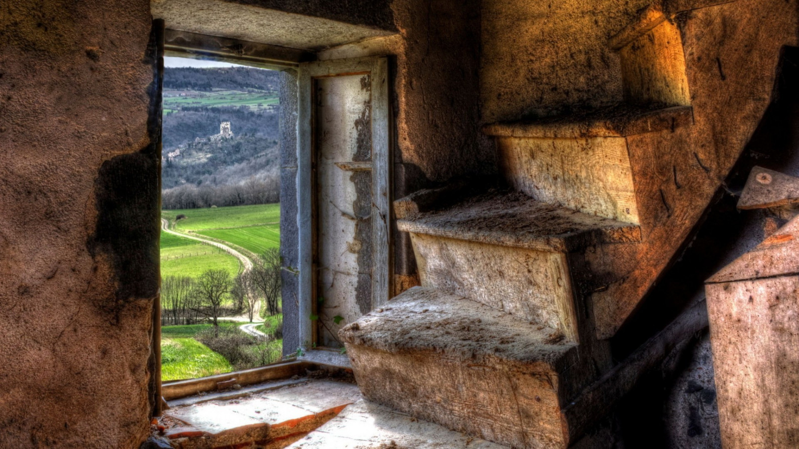 stromy, krajina, okno, architektura, Skála, Příroda, pokoj, místnost, interiér, opuštěný, stěna, dřevo, Dům, kopce, věž, HDR, Prašná silnice, schody, zřícenina, domů, urban area, dávná historie