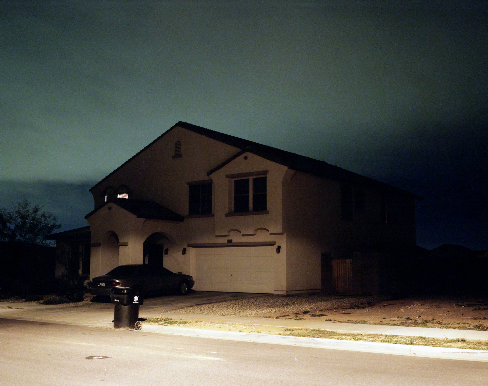 janela, noite, arquitetura, construção, céu, casa, tarde, Kodak, 7, nuvem, iluminação, cobertura, casa, Trevas, 400, Retratar, fachada, Mamiya, área residencial, fenômeno, 7ii, Esta casa de amigos