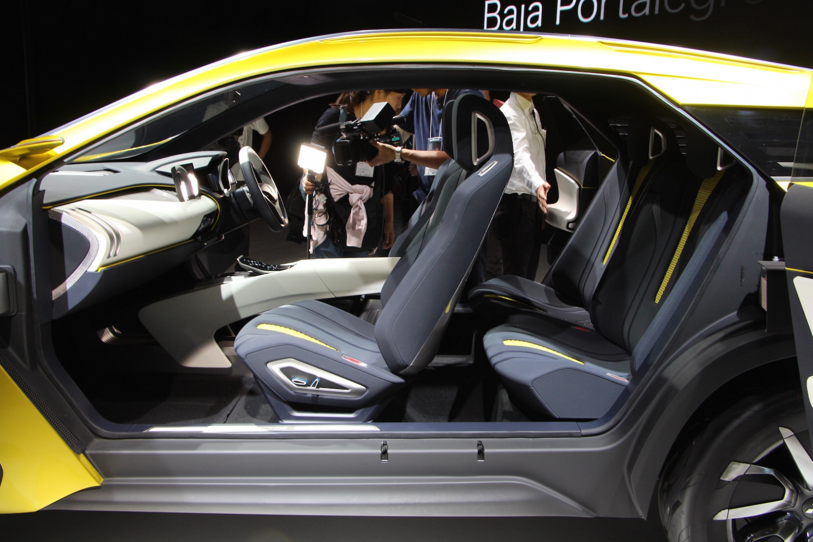 auto, vozidlo, sportovní auto, mitsubishi, netcarshow, netcar, obrázky vozidel, photo auto, 2016, eX concept, superauto, pozemní vozidla, automobilového designu, automobil make, koncept vozu, luxusní vůz, rodinný vůz, výkonné auto, městské auto, sportovní užitkové vozidlo, auto show