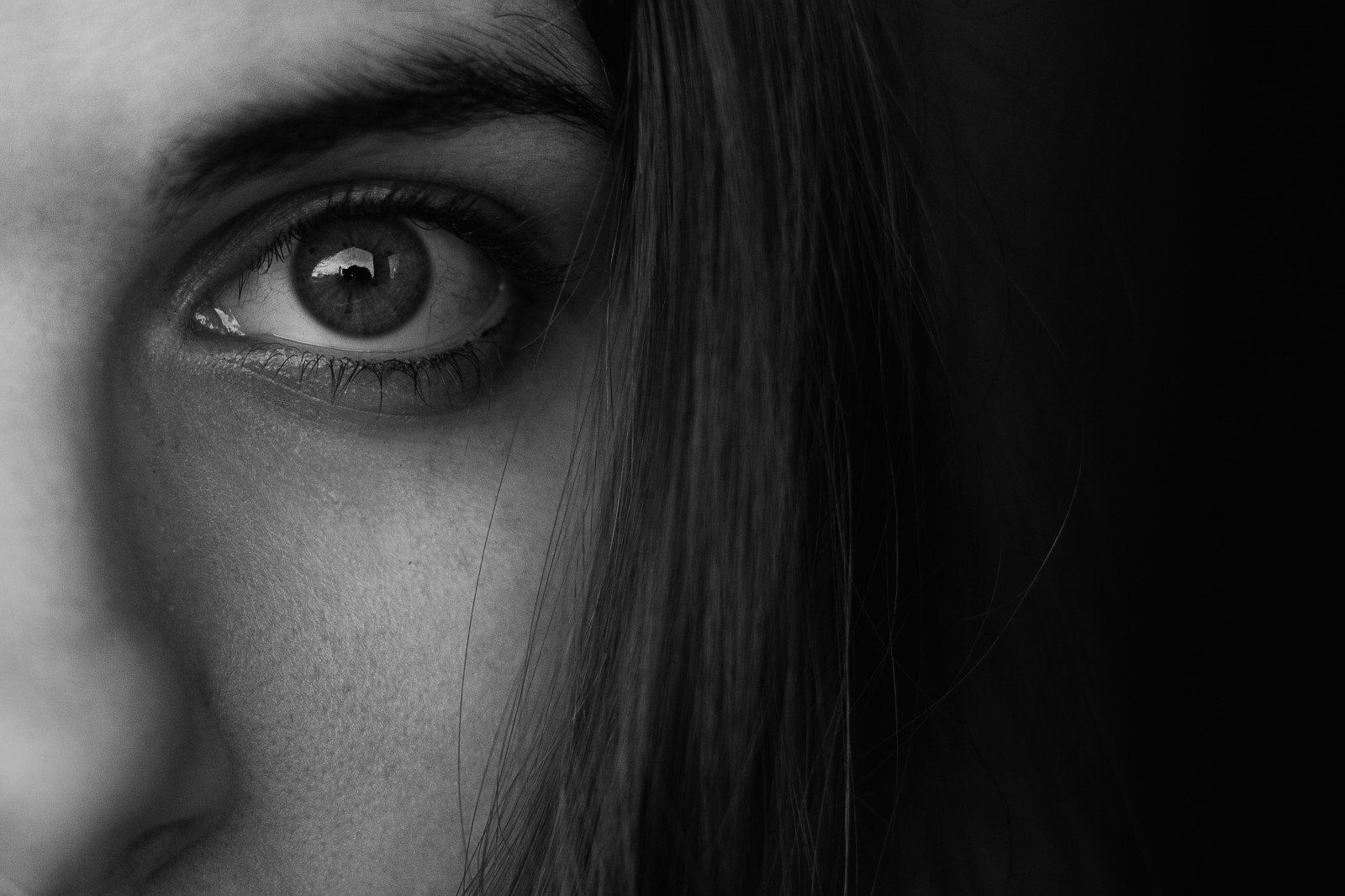 tvář, bílý, Černá, černobílý, model, portrét, Itálie, fotografování, Kánon, vlasy, pusa, nos, emoce, hlava, IO, meta, Mezzo, Černý a bílý, dívka, krása, Černá bílá, oko, fotografie, Italia, žena, mě, polovina, tma, naso, smysl, pic, foto, portrétování, 600D, bianco, ritratto, nero, já, donna, ragazza, autoportrét, biancoenero, Viso, Capelli, Faccia, volto, occhio, immagine, Černý a bílý, monochromatické fotografování, portrétní fotografie, obočí, Lidské tělo, orgán, zblízka, bianconero, autoritratto, ciglia