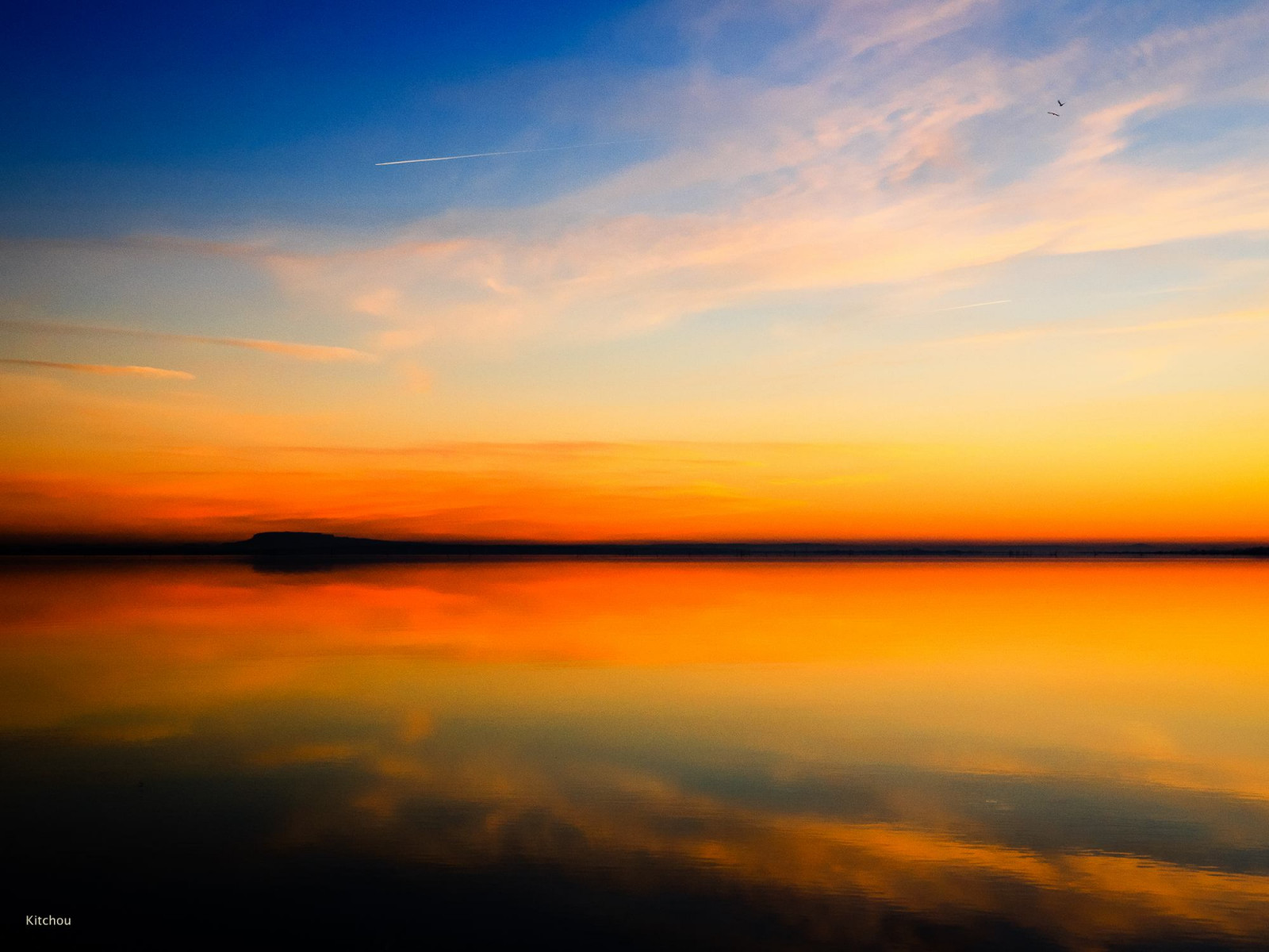 slunečnímu záření, krajina, západ slunce, moře, jezero, odraz, nebe, zima, svítání, večer, ráno, pobřeží, slunce, horizont, svět, atmosféra, Francie, Evropa, soumrak, mrak, svítání, sezóna, oceán, jižní, saison, atmosférický jev, odlesk, červená obloha v dopoledních hodinách