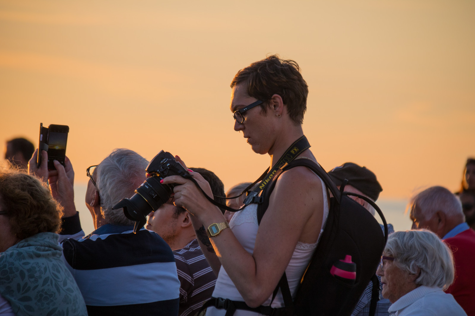 tempel, mennesker, solnedgang, aften, fotograf, sjovt, v strahamnen, solnedg ng, m nniska, malmø, goodnightsun, exif model canoneos760d, geocountry, kamera gør kanon, geocity, kameramodel canoneos760d, geostate, geolocation, exif linse efs18200mmf3556is, exif åbning 56, exif focallength 200mm, exif gøre kanon, exif isospeed 200, nelly, menneskemængde, social gruppe