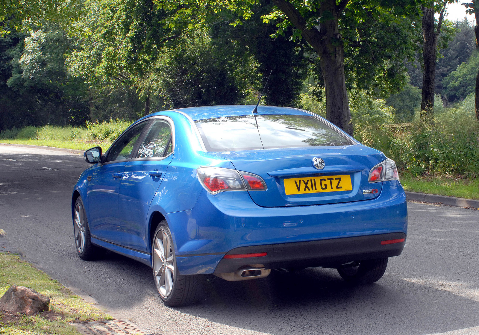 auto, vozidlo, sportovní auto, 2013, limuzína, MG, netcarshow, netcar, obrázky vozidel, photo auto, verze 6 Magnette UK, pozemní vozidla, automobilový exteriér, automobil make, luxusní vůz, rodinný vůz, kompaktní vůz, výkonné auto, sportovní sedan, střední velikost auta