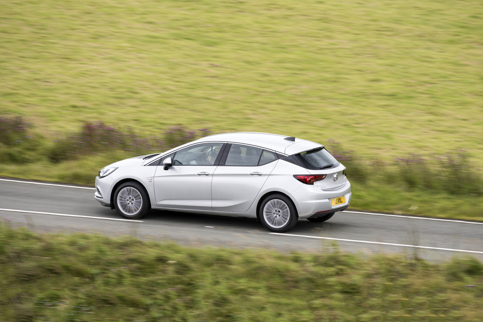 bil, BMW, køretøj, sportsvogn, kørsel, Sedan, Vauxhall, netcarshow, netcar, bil billeder, bil foto, 2016, Astra CDTI, jord køretøj, bildesign, racerbil, bil make, luksus køretøj, familie bil, udøvende bil, midten størrelse bil