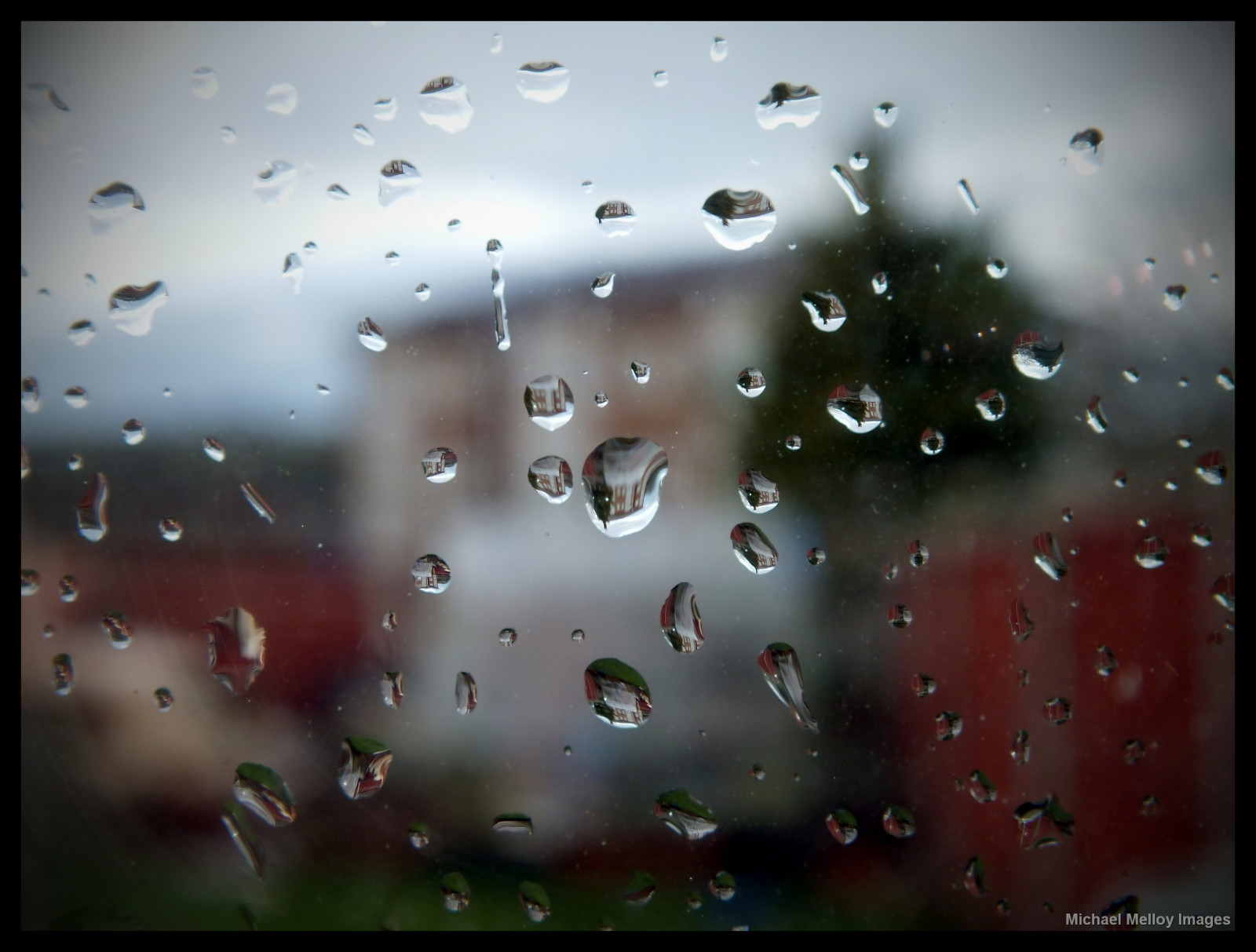 okno, voda, odraz, déšť, zatažený, Lom světla, list, Pohled, počasí, pokles, rozmazat, tvar, vzhůru nohama, 365, dešťová kapka, počítač tapeta, makro fotografie, 365project, captureyour365, waterdrip