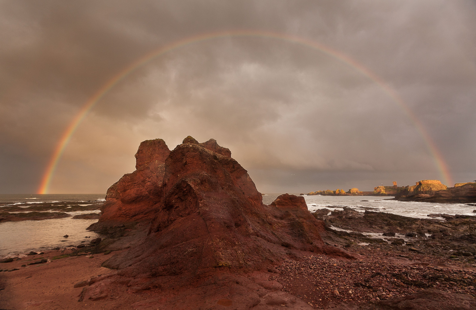 Wallpaper : sunset, red, Sun, seascape, rain, rock, clouds, Scotland