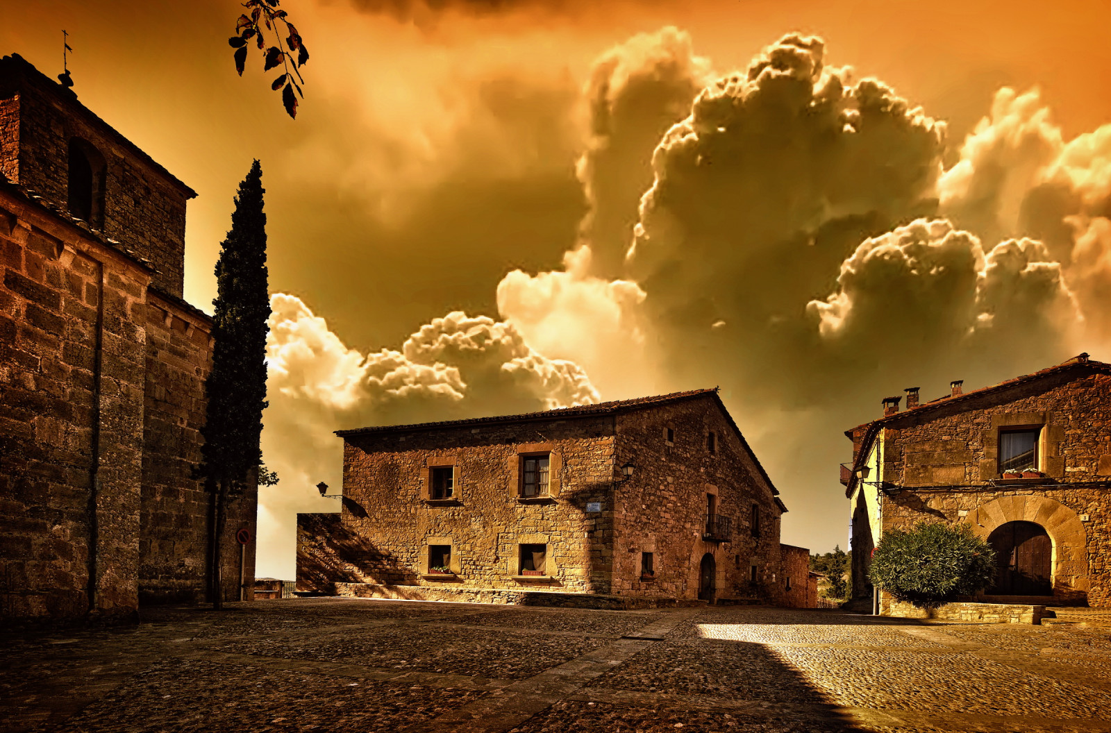 slunečnímu záření, krajina, budova, nebe, stěna, Dům, večer, hrad, dějiny, Španělsko, kostel, Barcelona, Katalánsko, Catalunya, mrak, strom, románský, fasáda, castillo, espana, Benquerencia, Reinante, jlmieza, iglesia, počítač tapeta, historické místo, meteorologický jev, středověk, castell, Cataluna, reinanteelpintordefuego, joseluismieza, středověká architektura, Bages, románský, Romanico, Talamanca, Esglesia, stock photography