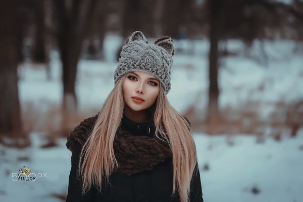women,blonde,woolen,scarf,red lipstick,looking at viewer