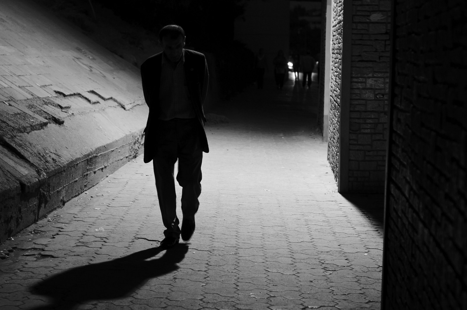 bílý, Černá, černobílý, město, odraz, stín, fotografování, silueta, Istanbul, krocan, Leica, infrastruktura, světlo, Černý a bílý, tělesné, styl, fotografie, film, tma, streetphotography, upřímný, momentka, creativemindsphotography, Černý a bílý, monochromatické fotografování, Film noir, streetfoto