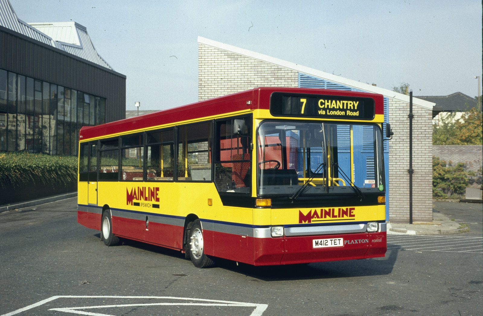 auto, vozidlo, Volvo, doprava, autobus, pruh, Metropolitní oblast, kompaktní vůz, motorové vozidlo, druh dopravy, Ipswich, Dennis oštěp, B6, Plaxton, Easterncounties, M588ang, M412tet