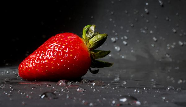 photography,leaf,food,red,fruit,strawberries