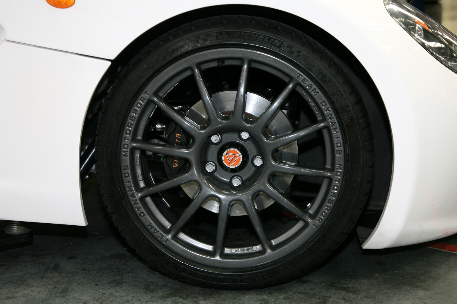 auto, vozidlo, sportovní auto, pneumatika, Konvertibilní, netcarshow, netcar, obrázky vozidel, photo auto, 2011, Ginetta, G40R, kolo, okraj, superauto, pozemní vozidla, automobilového designu, automobilový exteriér, automobil make, luxusní vůz, nárazník, automotive pneumatiky, sportovní sedan, auto part, mluvil