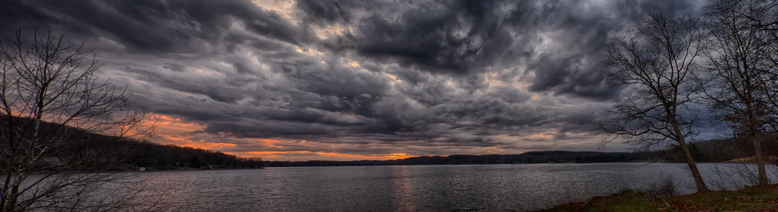 panoráma, friedhof, Terén, jezero, hřbitov, hrob, mraky, svítání, temný, krajina, fotografování, scenérie, záře, Pohled, pano, náhrobní kámen, mraky, indiana, přízemní, paisaje, Paisagem, sólo, přistát, nuvens, Průhled, Cemiterio, terra, Grabstein, Landschaft, před úsvitem, HDR, Panaromu, Sepultura, l PIDA, suelo, tierra, Boden, Terreno, Ansicht, Kumo, cementerios, Sepulcro, Lapide, Bochi, Lasnubes, Lakelemon, niksoftware, F kei, fujixt1, Lakelemonindiana