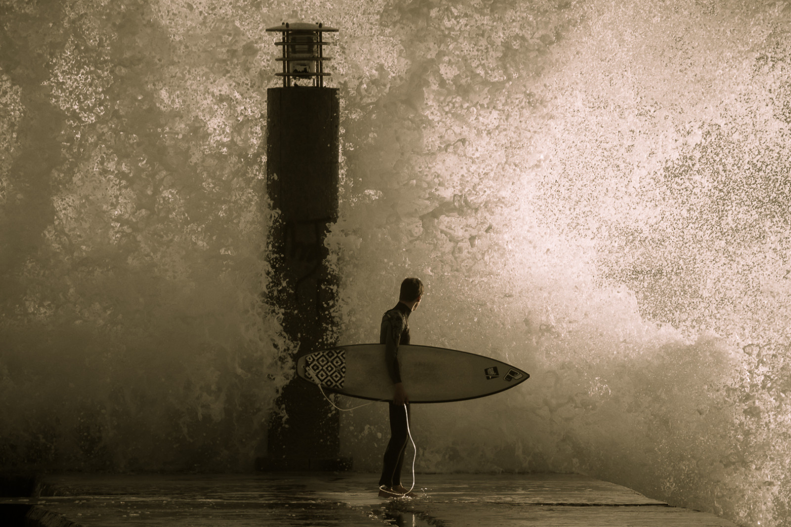 sportovní, bílý, Černá, černobílý, západ slunce, moře, voda, odraz, stín, sníh, zima, déšť, fotografování, pláž, ráno, vlny, Kánon, sudy, surfaři, 2013, Portugalsko, offshore, Hlaveň, Surfovat, světlo, velký, počasí, tělesné, jednobarevný, oceán, Duše, vlna, mladý, fotografie, tma, obraz, magicalmoments, mywinners, pretoebranco, pb, supershot, prima, atmosférický jev, surfař, bodyboard, Cascais, Estoril, surfermag