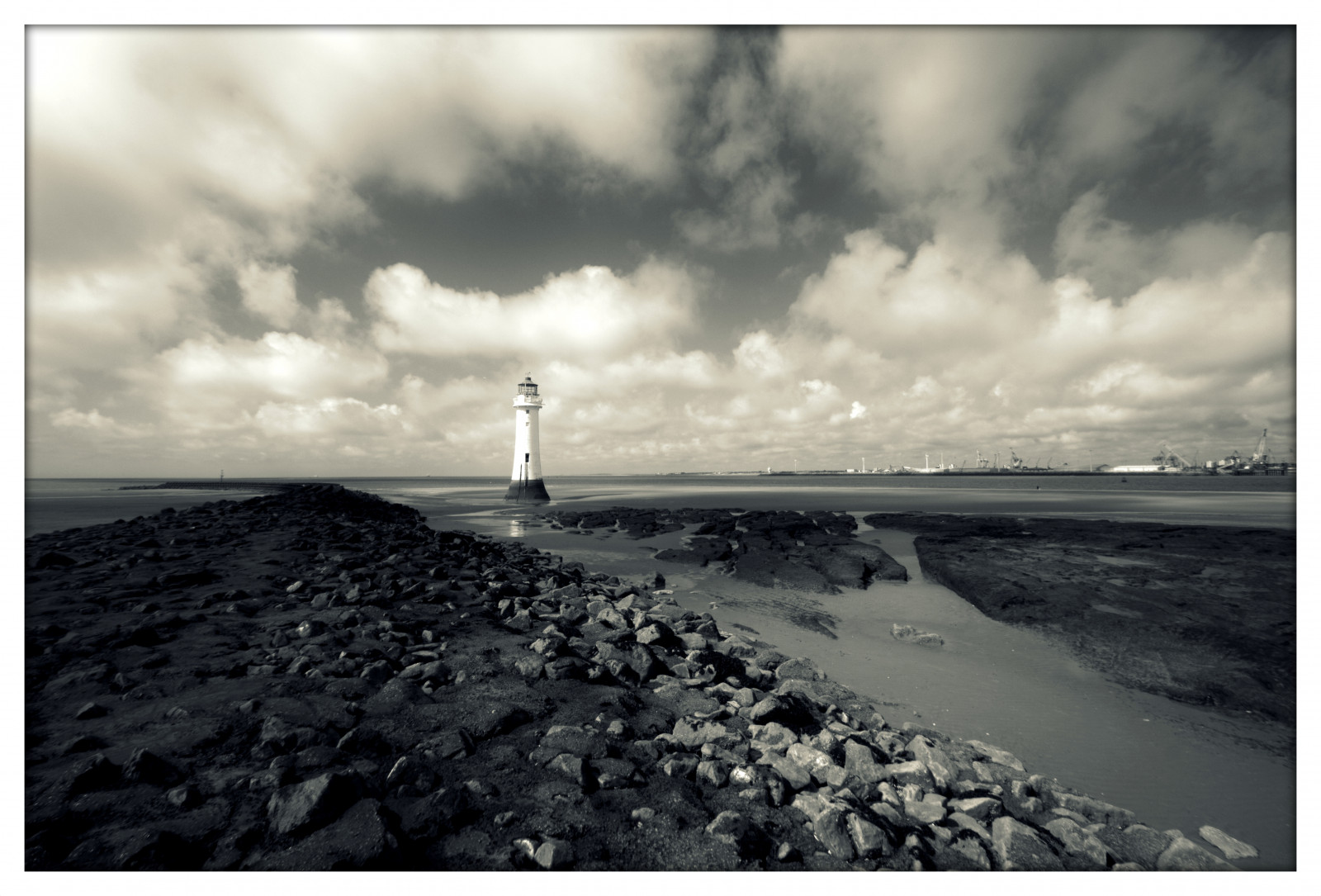 černobílý, moře, záliv, pobřeží, nebe, fotografování, mraky, pláž, Anglie, věž, pobřeží, maják, Kánon, vítr, horizont, pobřeží, Mono, mrak, tělesné, Černá bílá, oceán, vlna, fotografie, slapy, doky, cannon600d, Lancashire, Černý a bílý, monochromatické fotografování, newbrighton, perchrock