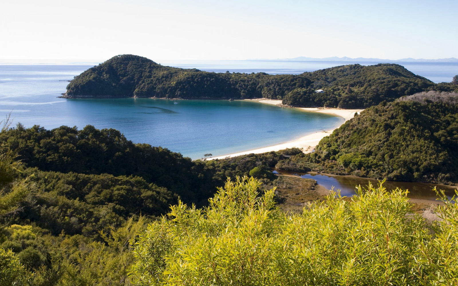 landskab, hav, Bugt, bakke, sø, natur, kyst, strand, kyst, klint, fjorden, kappe, New Zealand, Abel Tasman National Park, Terræn, bjerg, bugt, reservoir, loch, krop af vand