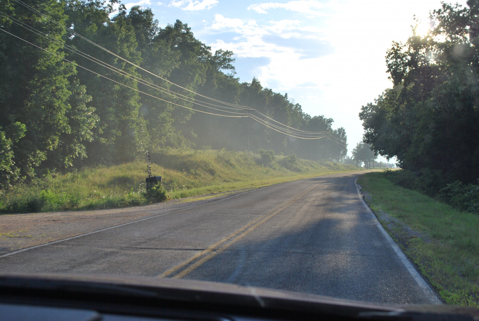 ถนน, ทางหลวง, ยางมะตอย, เส้นทาง, ขับรถ, หมอก, โครงสร้างพื้นฐาน, 66, เลน, เขตชนบท, โครงสร้าง nonbuilding, road trip, ผิวถนน, ควบคุมการเข้าถึงทางหลวง