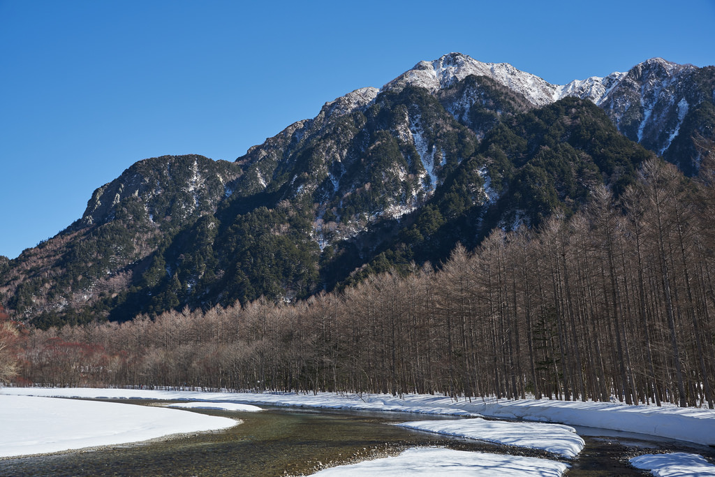 Giappone, paesaggio, collina, lago, acqua, natura, riflessione, cielo, la neve, inverno, strada, ghiaccio, fiume, Sony, Parco Nazionale, Passo di montagna, natura selvaggia, Alpi, Banca, paesaggio mount, Congelamento, Matsumoto, cresta, Terreno, albero, montagna, pianta, Massiccio, CarlZeiss, 99, montanaro, sal2470z, morfologie montane, catena montuosa, geomorfologia glaciale, abbattere, quantità, Kamikochi, Hotaka, a99m2, ilca99m2, variosonnart2470mmf28za, elevazione