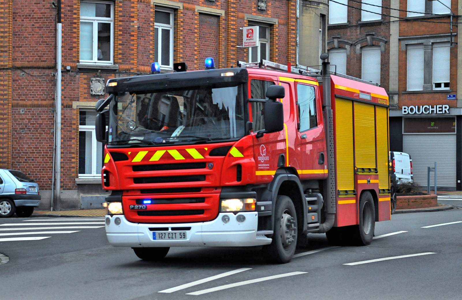 Francie, nákladní auto, 911, vedený, hasičský vůz, 18, nouzový, 112, požární sbor, Fpt, nord, Scania, hasiči, pompiers, Armenti res, Gyrophare, P270, Gimaex, Sdis59, Fpt1
