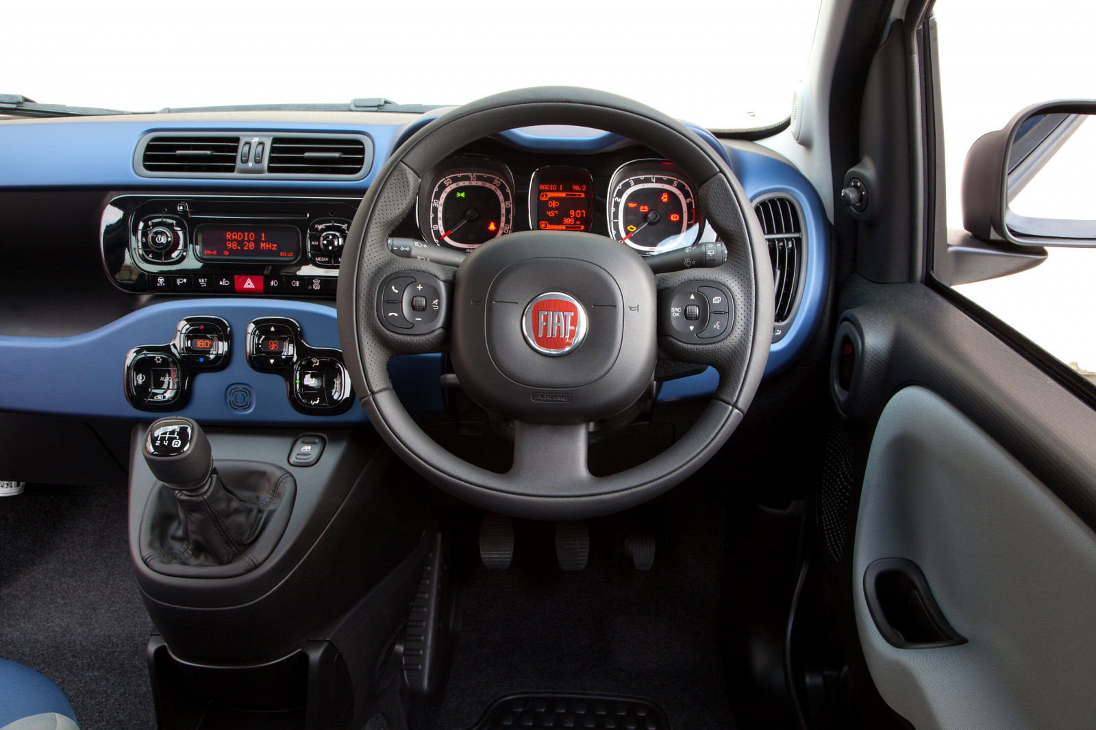 bil, køretøj, rat, fiat 500, FIAT, netcarshow, netcar, bil billeder, bil foto, 2014, Panda britiske version, jord køretøj, automotive exterior, bil make, familie bil, bybil, kompakt SUV