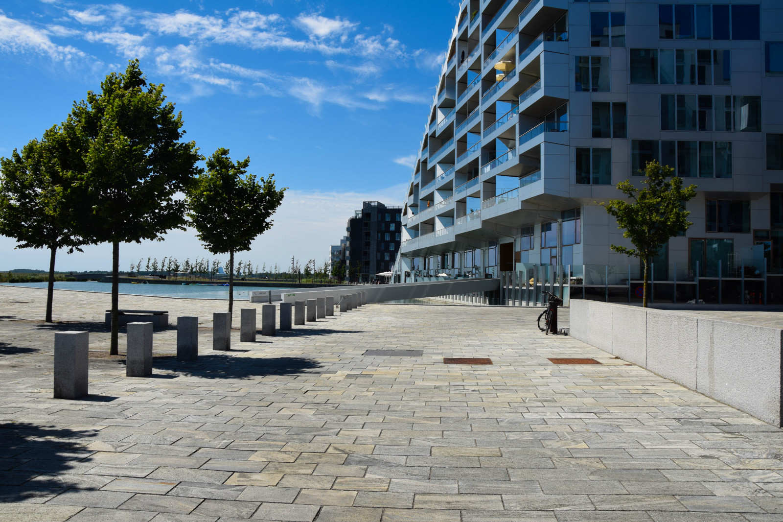 město, architektura, balkón, město, náměstí, Dánsko, chodník, Kodaň, majetek, centrum, budovy, dřevěný, Restad, Amager, vestamager, náměstí, kondominium, fasáda, lidské osídlení, sousedství, obytný prostor, veřejný prostor