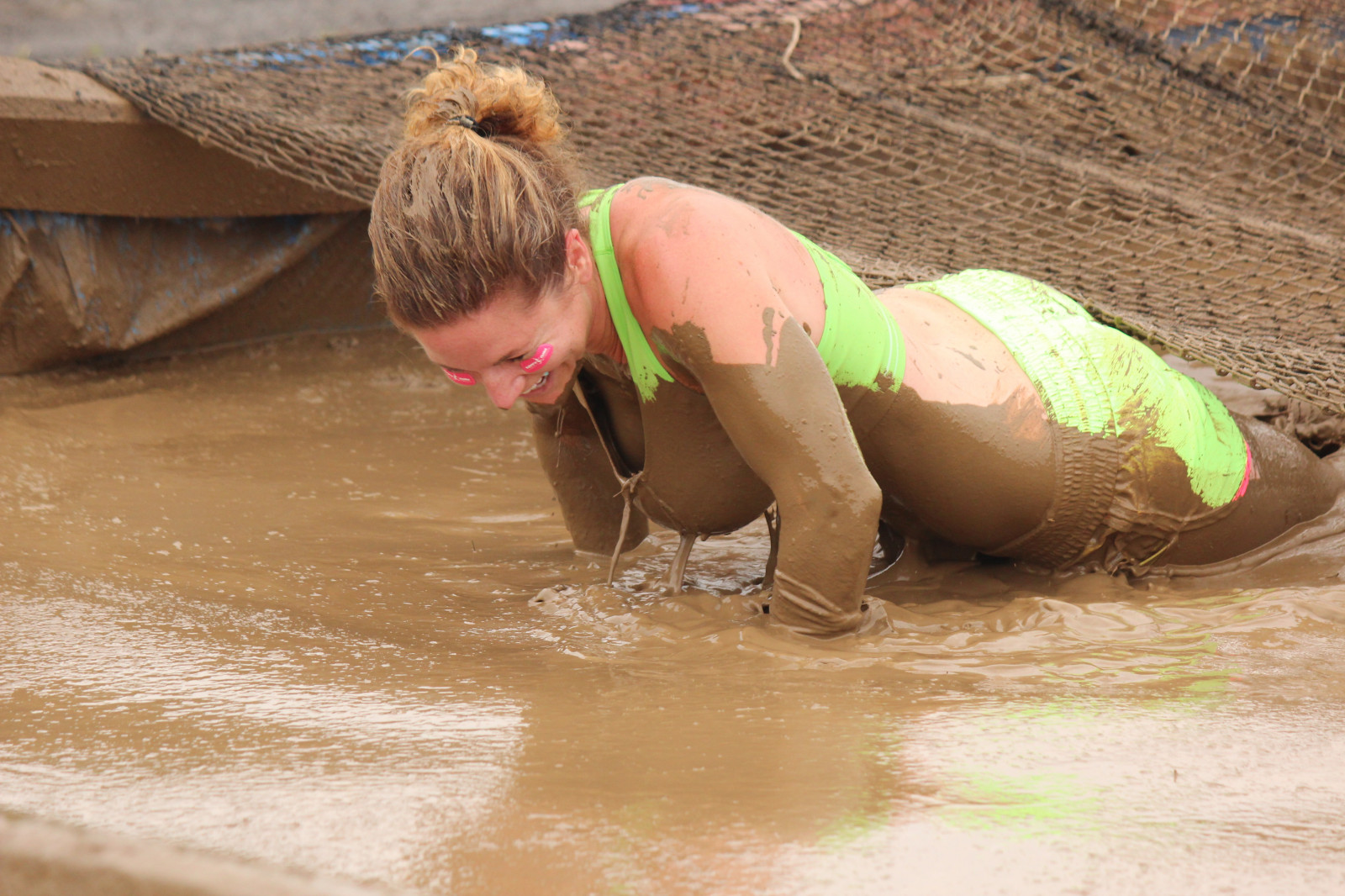 sex-naruto-women-playing-in-mud-rodriguez