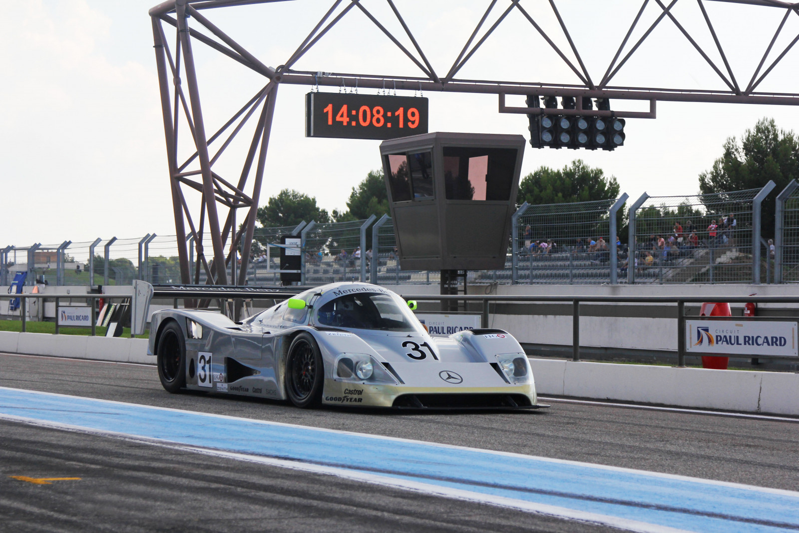 auto, veicolo, strada, fotografia, Instagram, Canone, tecnologia, estate, Francia, auto sportiva, 2015, da corsa, Facebook, asfalto, Pilote, Google, macchina di spettacolo, struttura, Sauber, LE, 2014, Benz, flickr, carina, Wow, freddo, ragazze, ruota, gara, Stupefacente, porno, traccia, mercedes, mans, migliore, Paolo, 60d, worldcars, motorsport, circuito, Castellet, paulricard, ricard, impianto sportivo, design automobilistico, esterno automobilistico, auto da corsa, pista, auto da corsa, veicolo a motore, prototipo sportivo, florian, joly, floflo69, gruppo C, 10000tourscastellet2015, c11, automotive wheel system, endurance racing motorsport, sports car racing