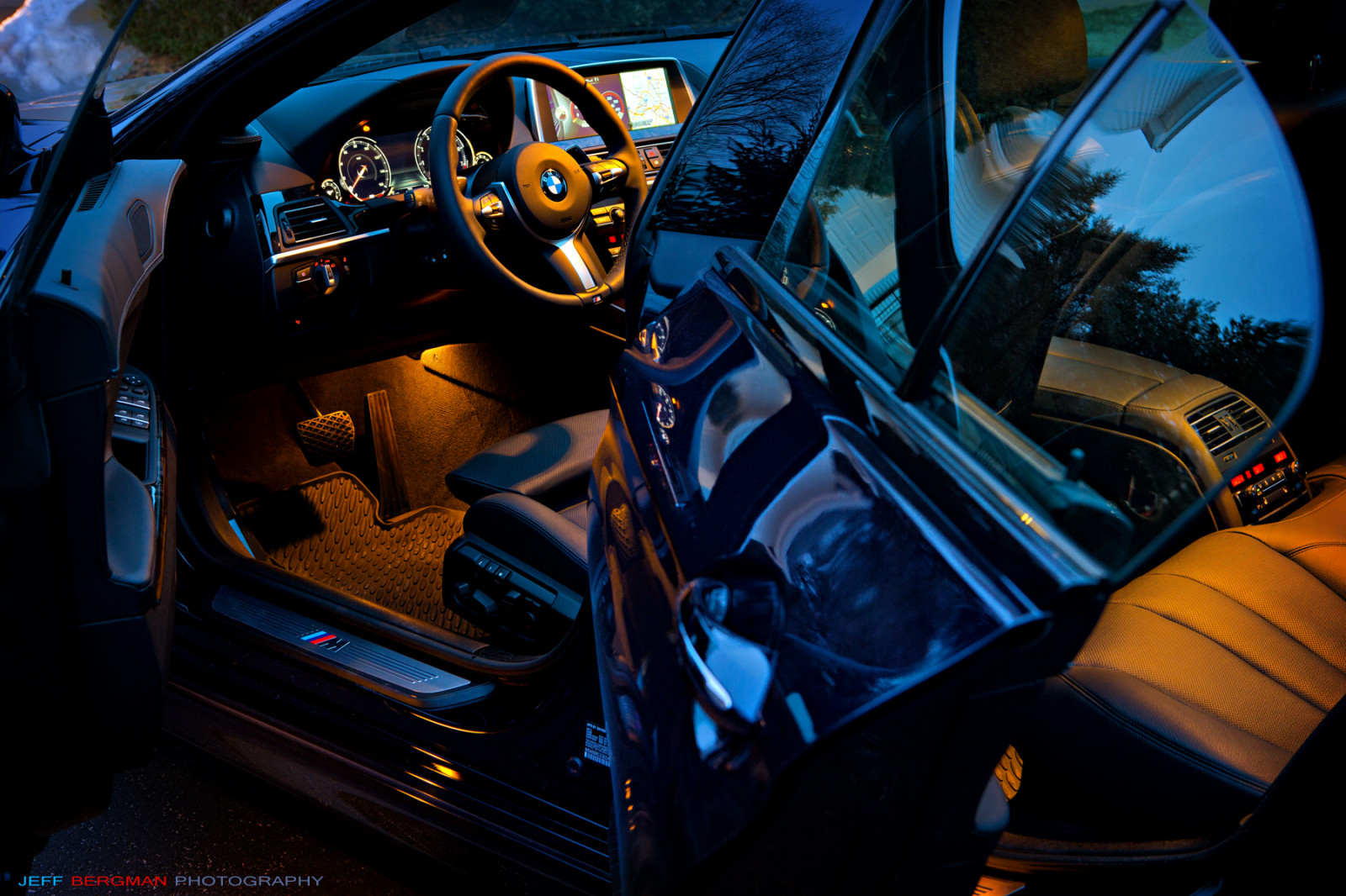 Wallpaper : land vehicle, motor vehicle, automotive design, wheel, auto ...