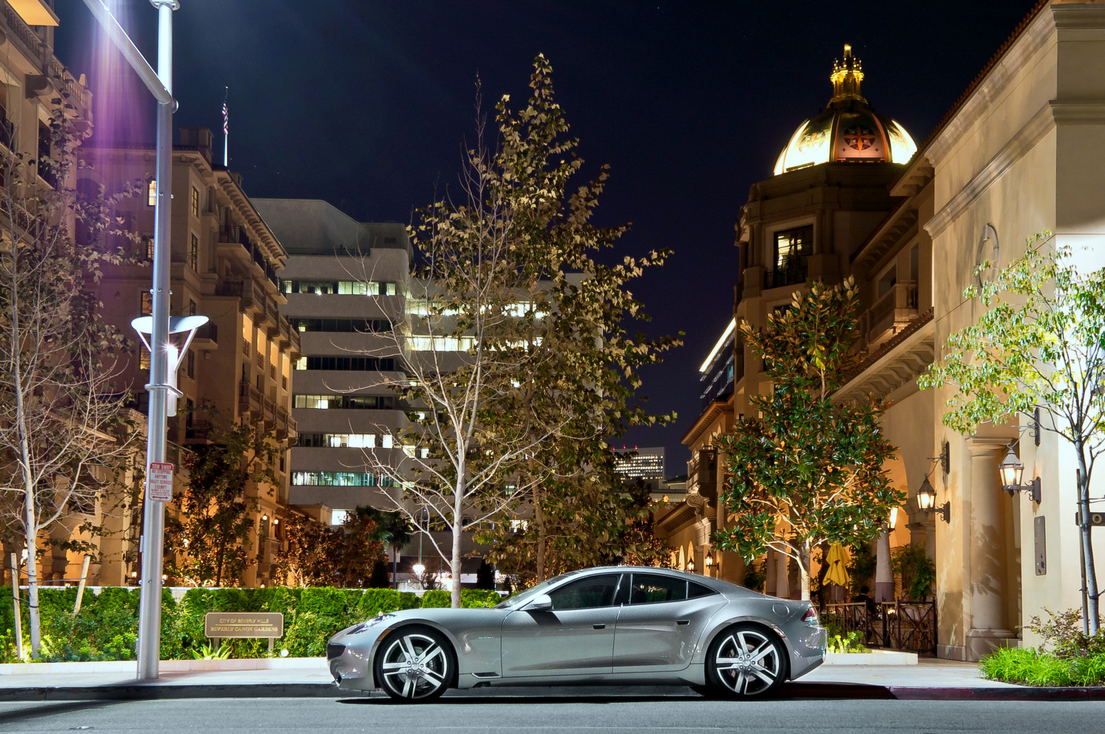 sportovní, město, ulice, noc, architektura, auto, budova, nebe, vozidlo, silnice, fotografování, Dům, hotel, kopce, Instagram, Sony, luxus, Evropa, sportovní auto, Řídit, metropole, kupé, ráfky, Hollywood, elektrický, Hypercar, Hybridní, exotický, limuzína, Fisker, Vzácný, Karma, DR, strom, flickr, prozkoumat, rostlina, fotografie, cars, sexy, Napájení, los, auto, nex, automobil, okraj, hyper, horký, superauto, rychle, angeles, nádherný, foto, pic, obrázek, sonynex5n, výhradní, LosAngeles, evropský, auta, hp, carspotting, exotické, carphotography, rodeo, Beverly Hills, rodeodrive, Beverly, omezený, Wilshire, koňská síla, komorník, luxusním, carhunting, 5n, effspot, effspots, počítač tapeta, pozemní vozidla, automobilového designu, luxusní vůz, kompaktní vůz, výkonné auto, městské auto, subcompact auto, střední velikost auta, zapojit, elektrické auto, Fiskerkarma