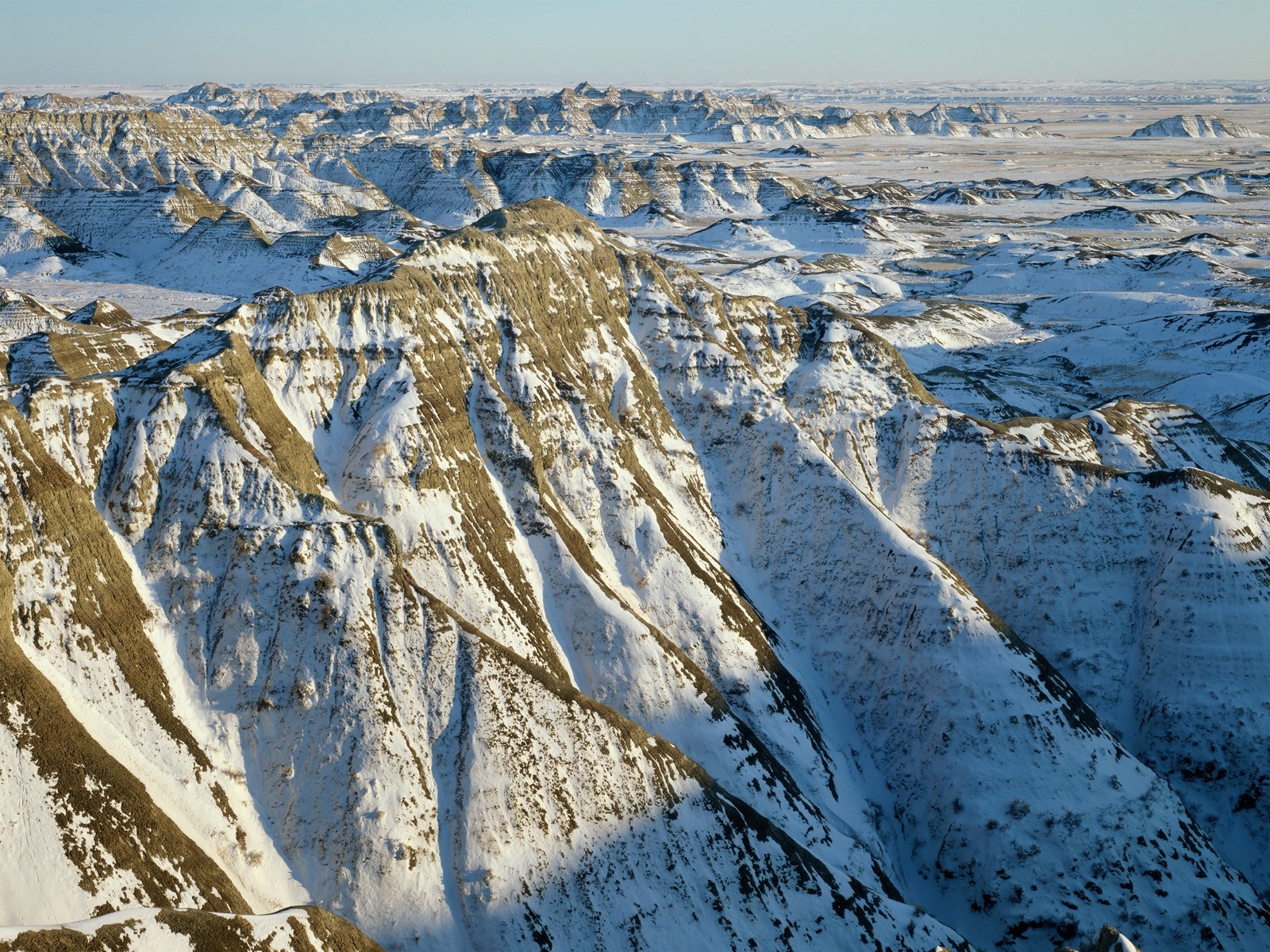 krajina, hory, Příroda, sníh, zima, led, Arktický, Alpy, hřbet, Terén, hora, počasí, sezóna, piste, 1600x1200 px, geologie, horských reliéf, landform, geografický rys, letecké snímkování, geologický fenomén, pohoří