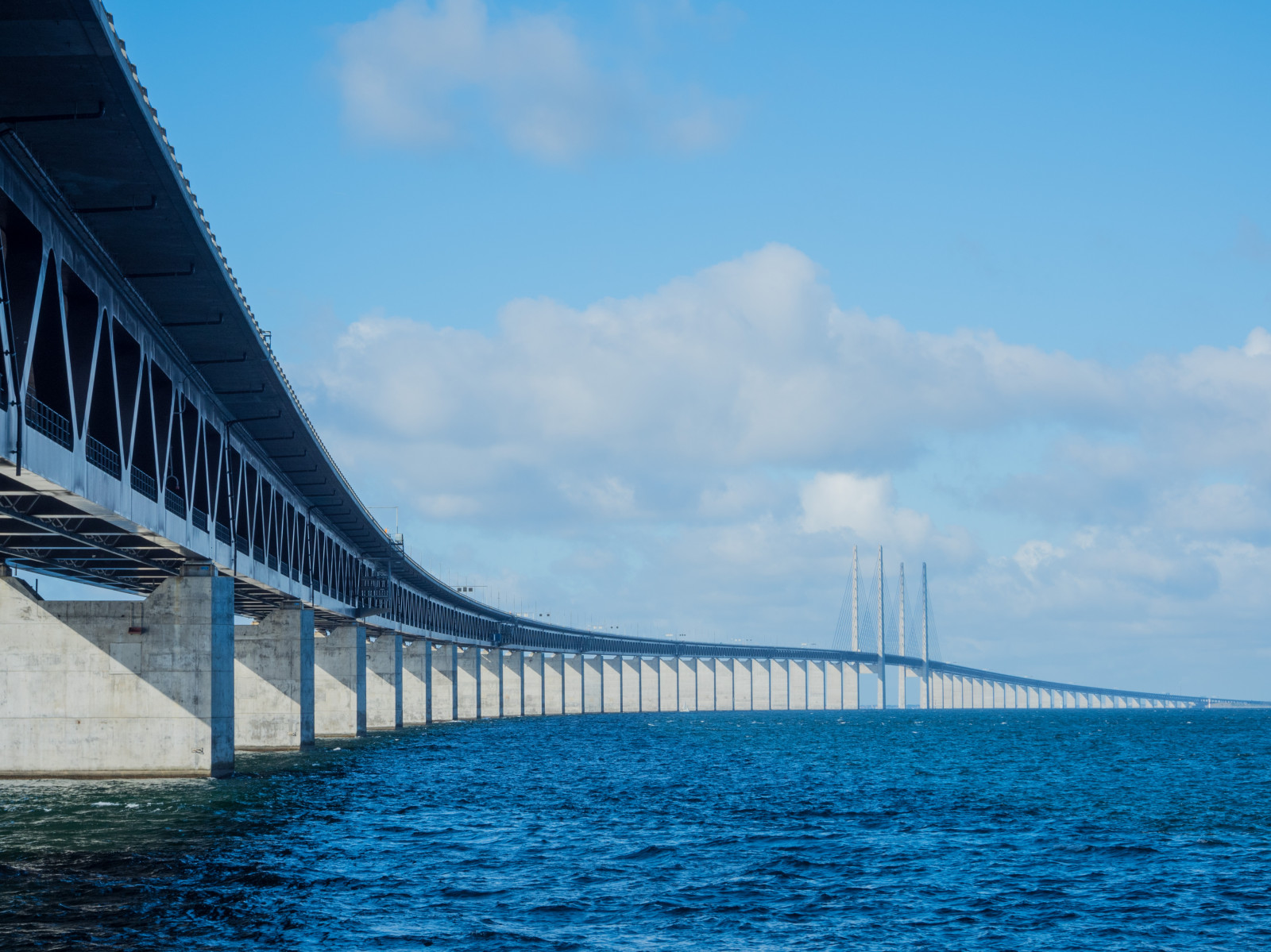 mare, ponte, orizzonte, vacanza, Bro, resundsbron, Malmo, geocountry, Geocity, geostate, geolocalizzazione, exif ISOSPEED 200, apertura exif 90, Marca fotocamera olympusimagingcorp, exif fare olympusimagingcorp, olympusm1250mmf3563 lente exif, modello em5markii exif, modello di fotocamera em5markii, igersolympainstaride, igersmalm, Bron, Broen, exif focalLength 41 millimetri, punto di riferimento, struttura nonbuilding, ponte strallato