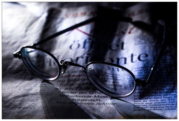 Leica,glasses,M,newspaper,Olympus,brille